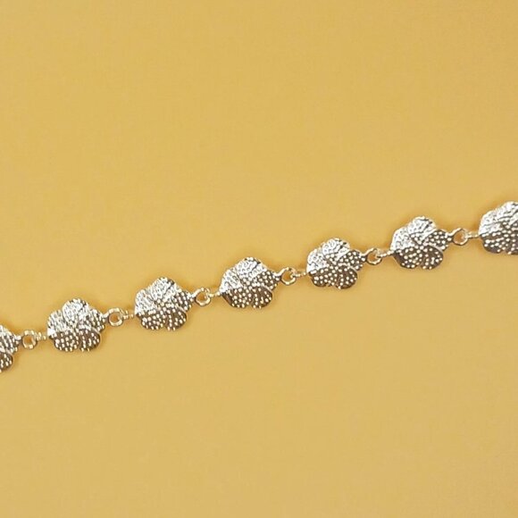 9" Sterling Silver Plated Big Flowers Bracelet with Extender - Picture 3 of 4